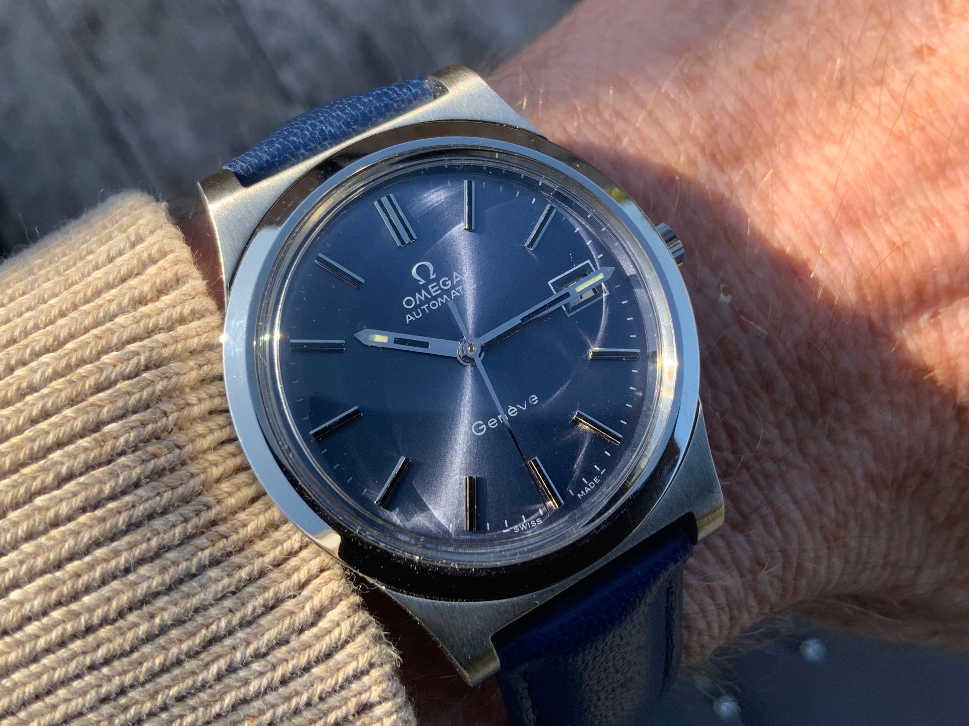 Omega Geneve automatic with blue sunburst dial in steel case